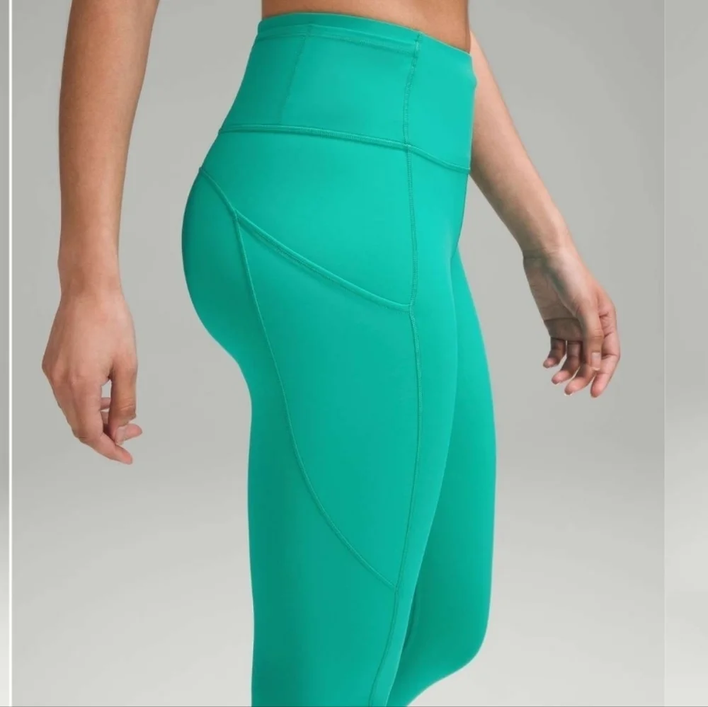 Lululemon Fast and Free High-Rise Tight 25